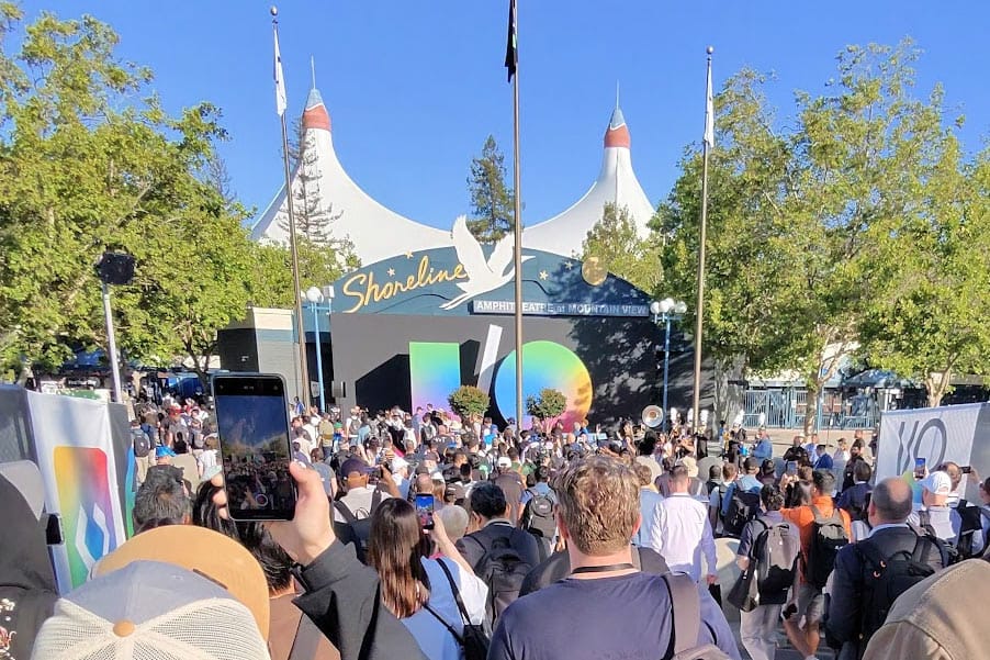 Google Imagines a Future Where Everyone Shops in Ads